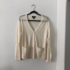 Lord & Taylor 100% Extra Fine Merino Wool Cream Cardigan | Size Petite L